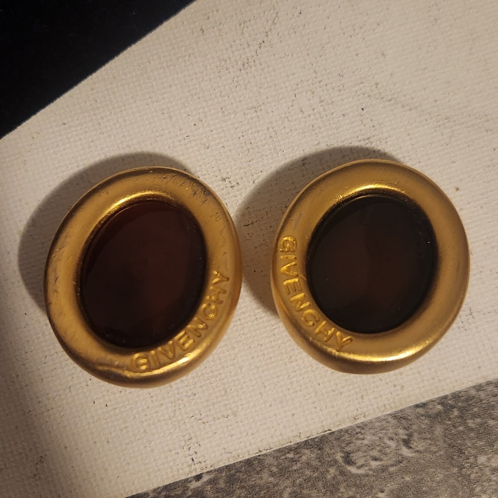 Givenchy Vintage Gold Tone Oval Amber Resin Cabochon Clip On Earrings Logo 4G - Picture 10 of 15